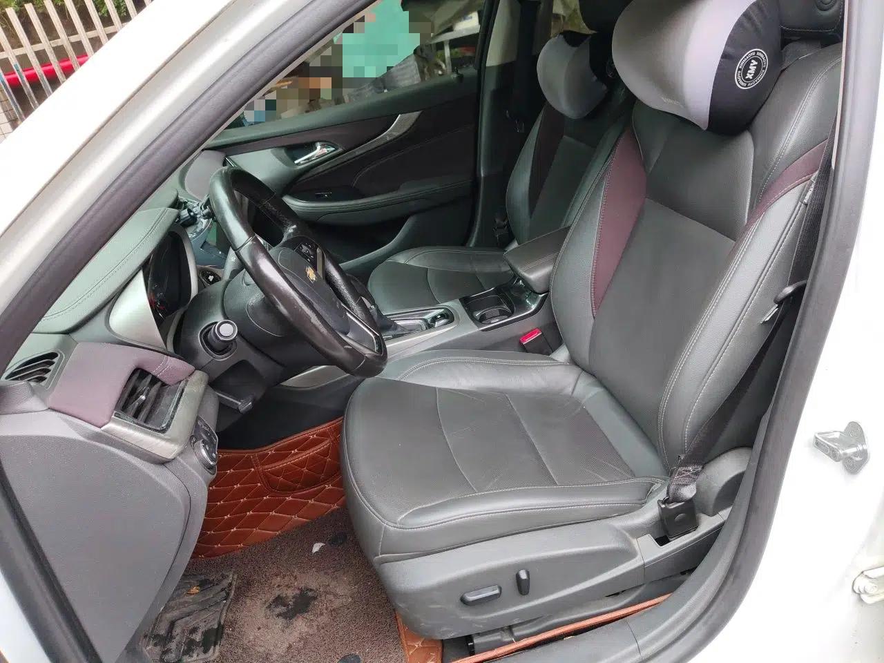 Chevrolet Malibu 2016 2.0L Automatic Luxury Edition — миниатюра 16