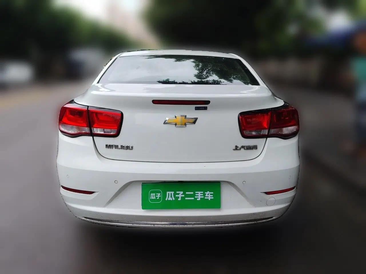 Chevrolet Malibu 2016 2.0L Automatic Luxury Edition — миниатюра 5