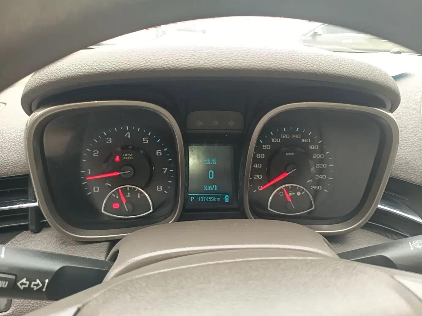 Chevrolet Malibu 2014 2.0L Automatic Comfort Edition — миниатюра 15