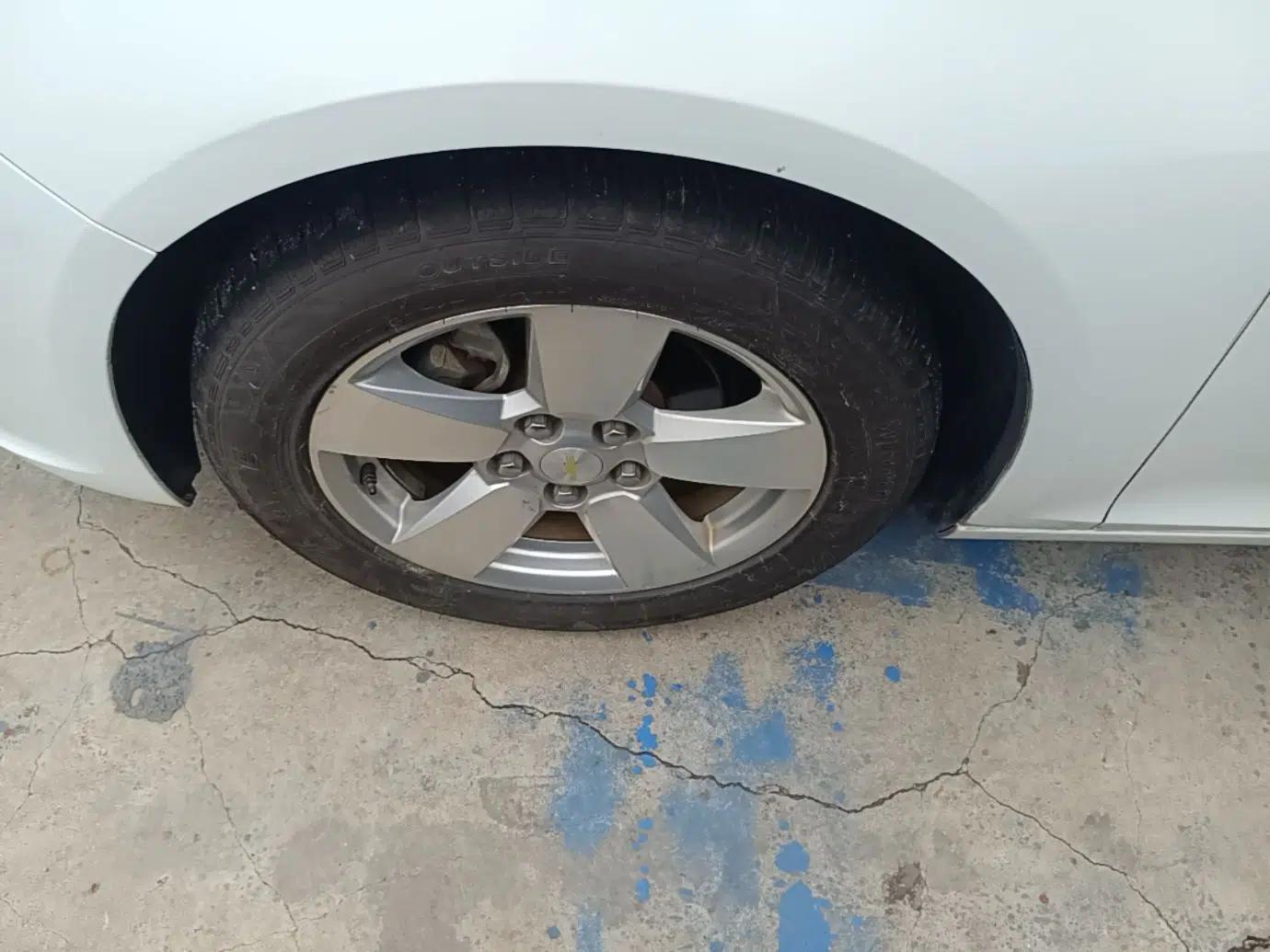 Chevrolet Malibu 2014 2.0L Automatic Comfort Edition — миниатюра 8