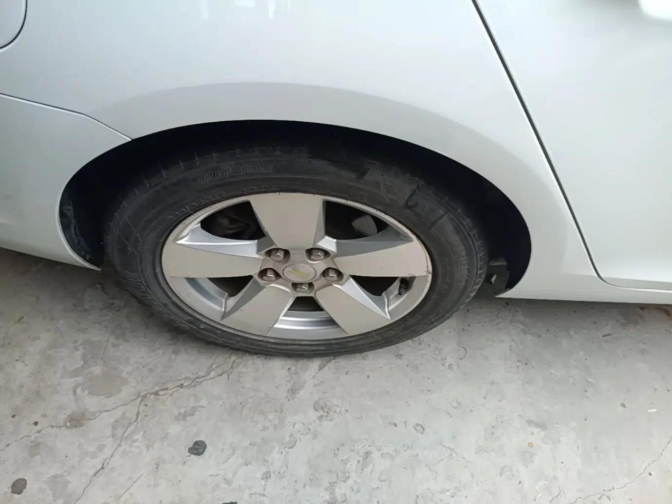 Chevrolet Malibu 2014 2.0L Automatic Comfort Edition — миниатюра 10