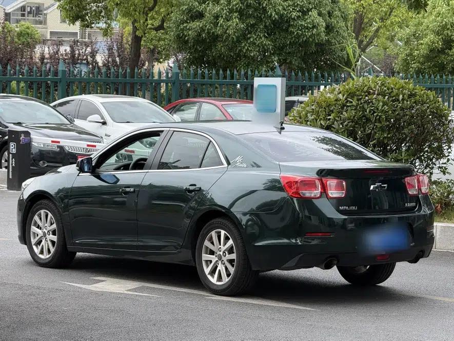Chevrolet Malibu 2014 2.0L Automatic Luxury Edition — миниатюра 8