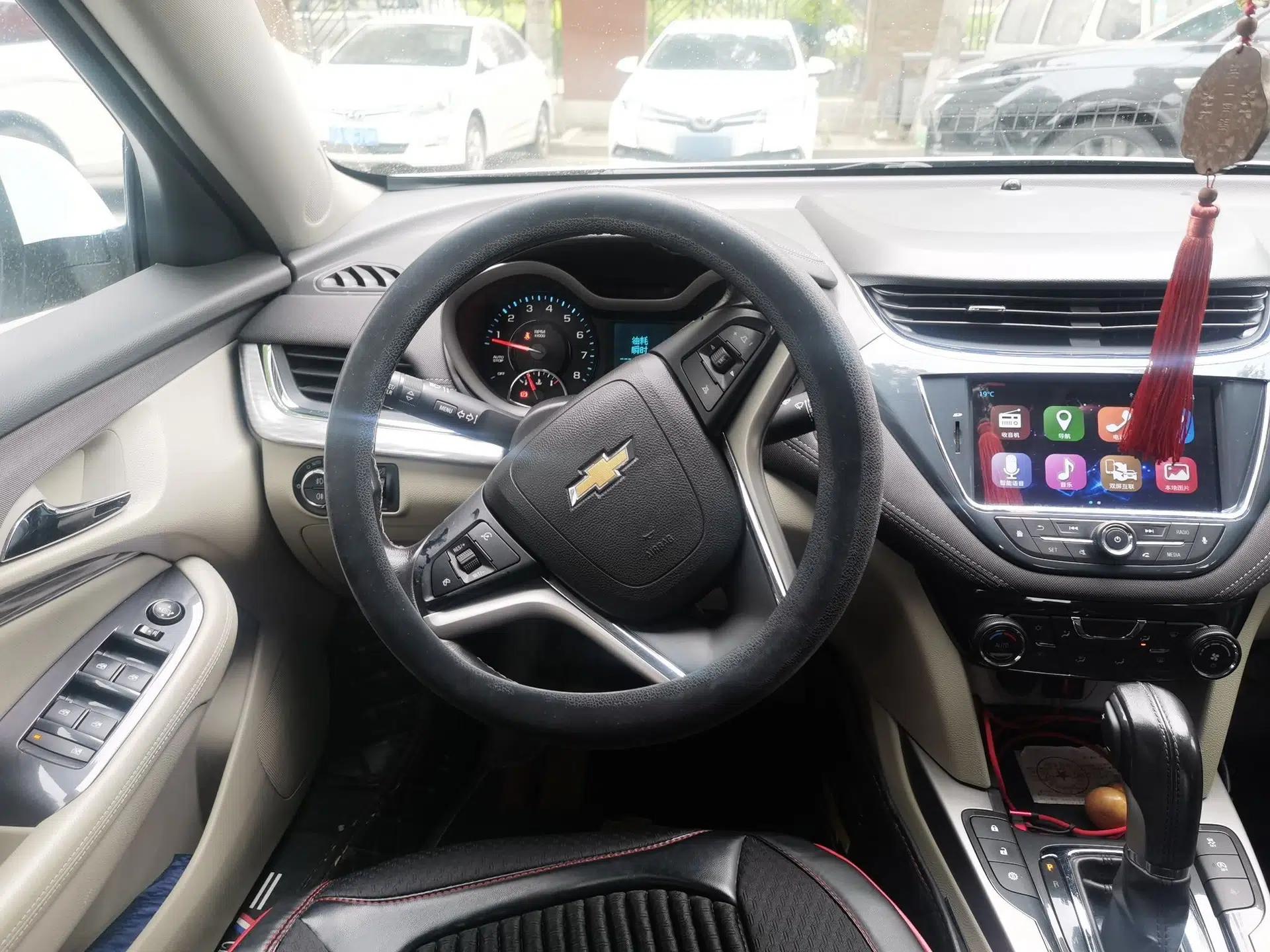 Chevrolet Malibu 2017 1.5T Automatic Luxury Edition — миниатюра 11