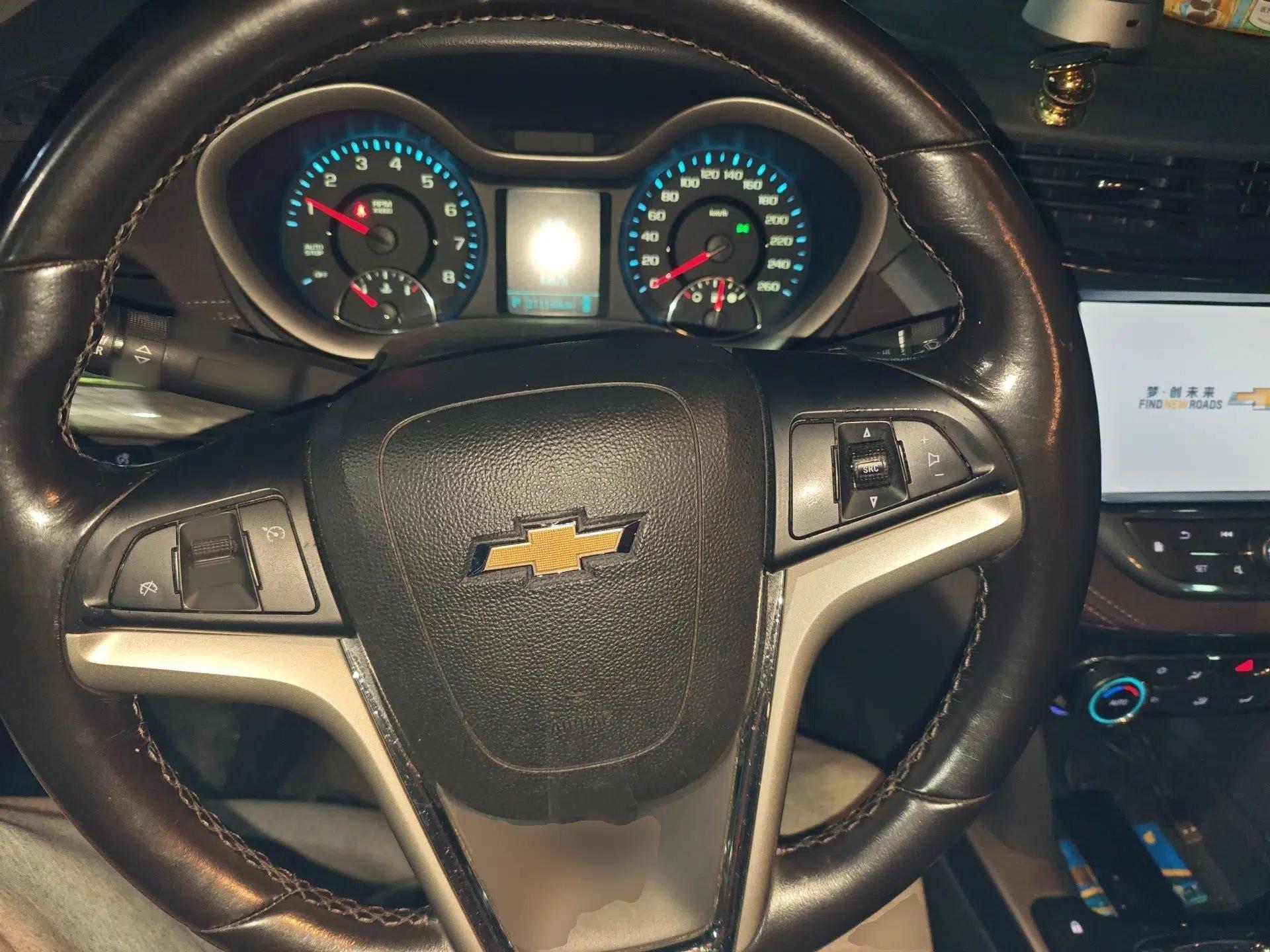 Chevrolet Malibu 2017 1.5T Automatic Luxury Edition — миниатюра 11