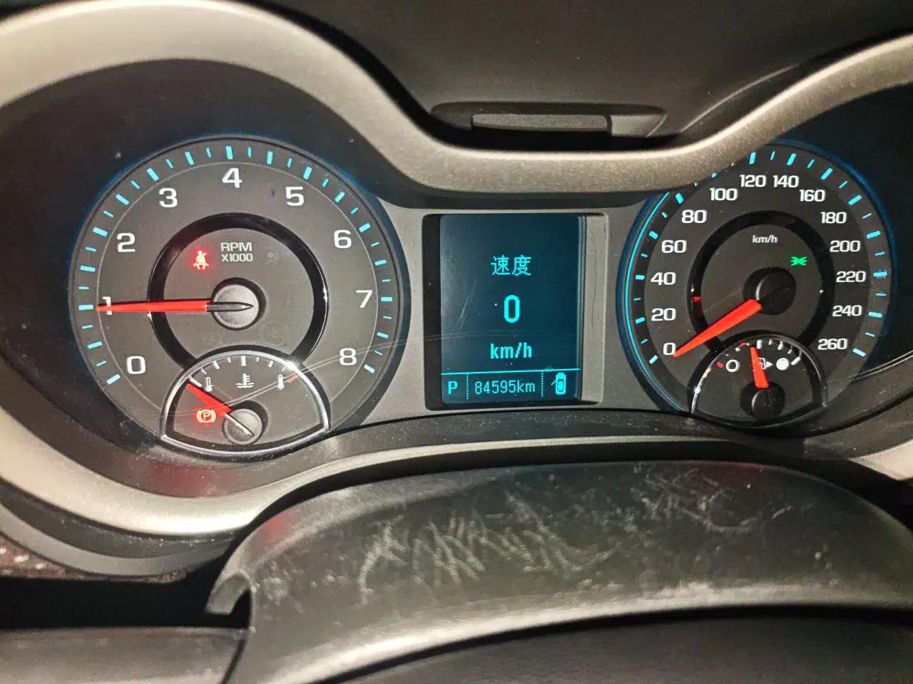 Chevrolet Malibu 2016 2.0L Automatic Luxury Edition — миниатюра 12