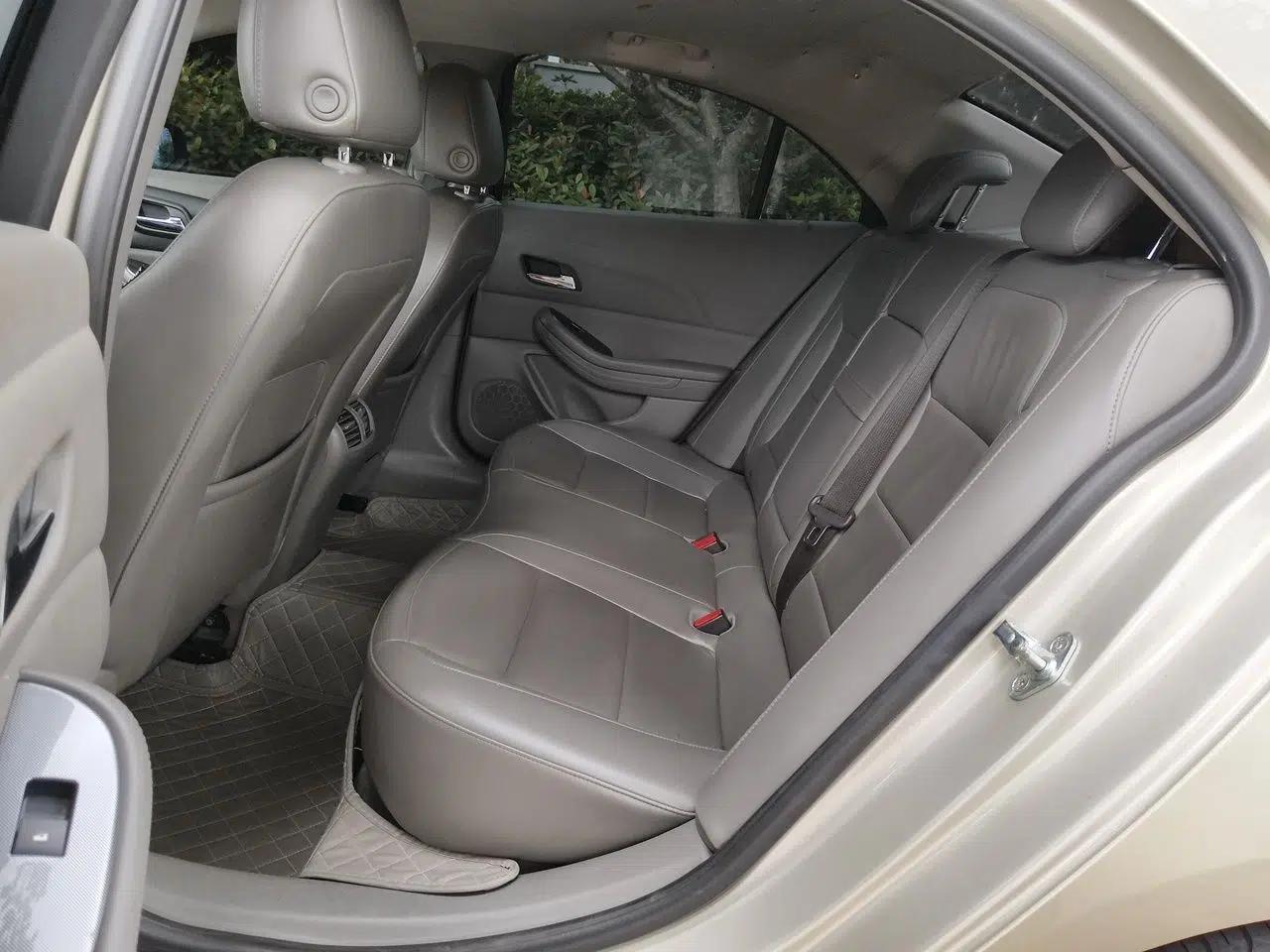 Chevrolet Malibu 2014 2.0L Automatic Luxury Edition — миниатюра 18