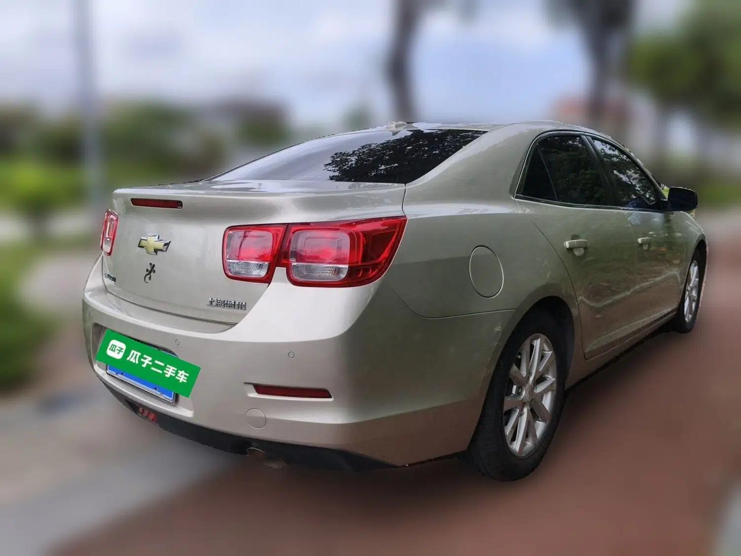 Chevrolet Malibu 2014 2.0L Automatic Luxury Edition — миниатюра 6