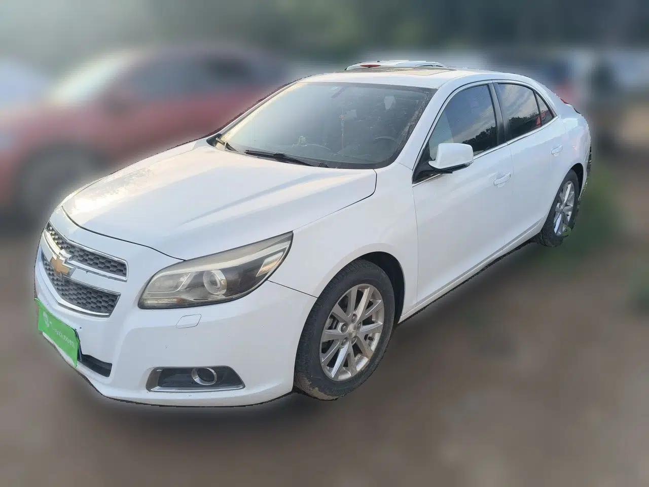 Chevrolet Malibu 2014 2.0L Automatic Luxury Edition — миниатюра 1