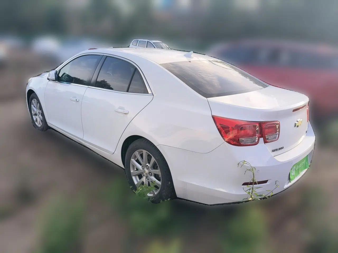 Chevrolet Malibu 2014 2.0L Automatic Luxury Edition — миниатюра 4