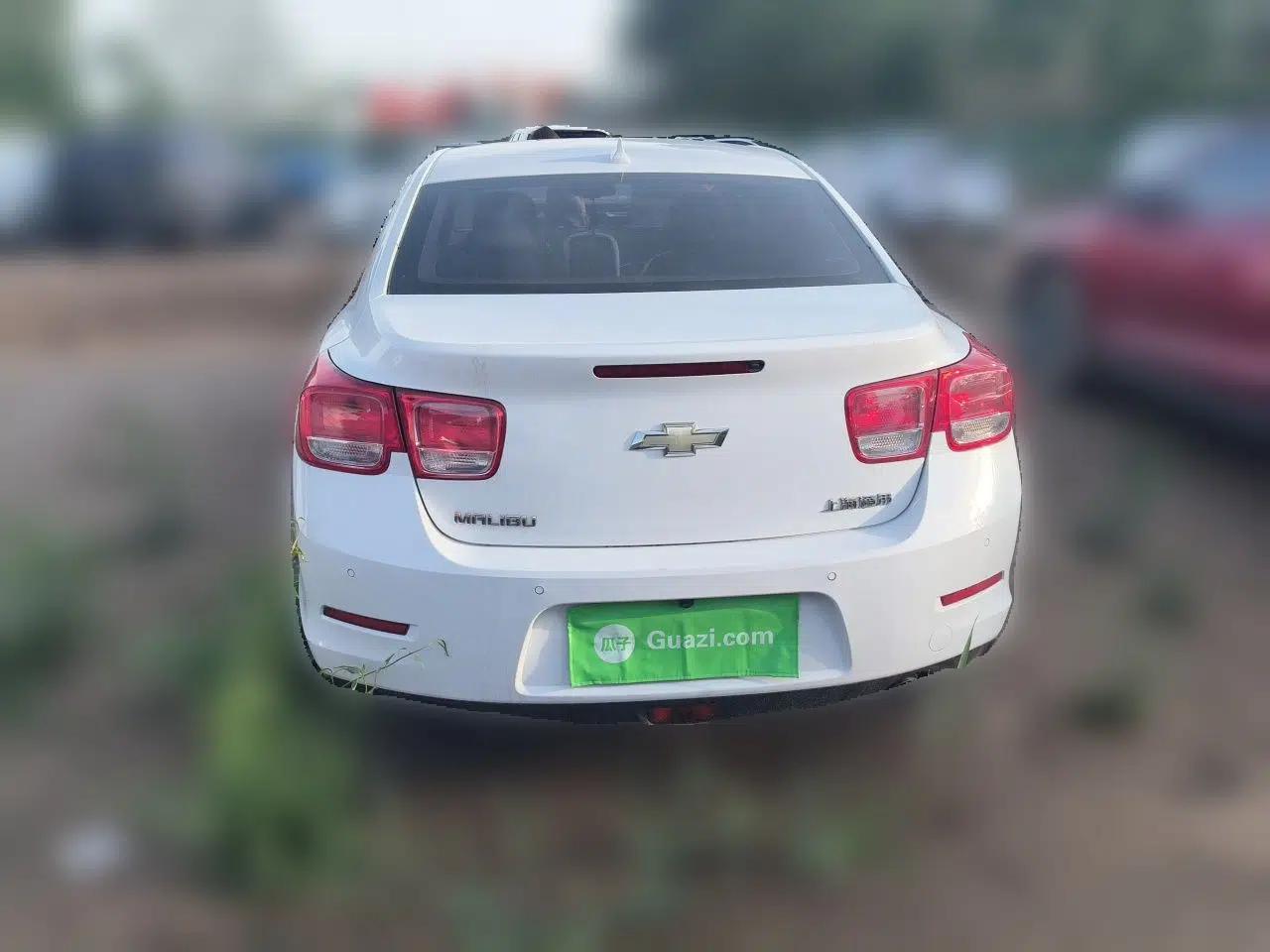 Chevrolet Malibu 2014 2.0L Automatic Luxury Edition — миниатюра 5