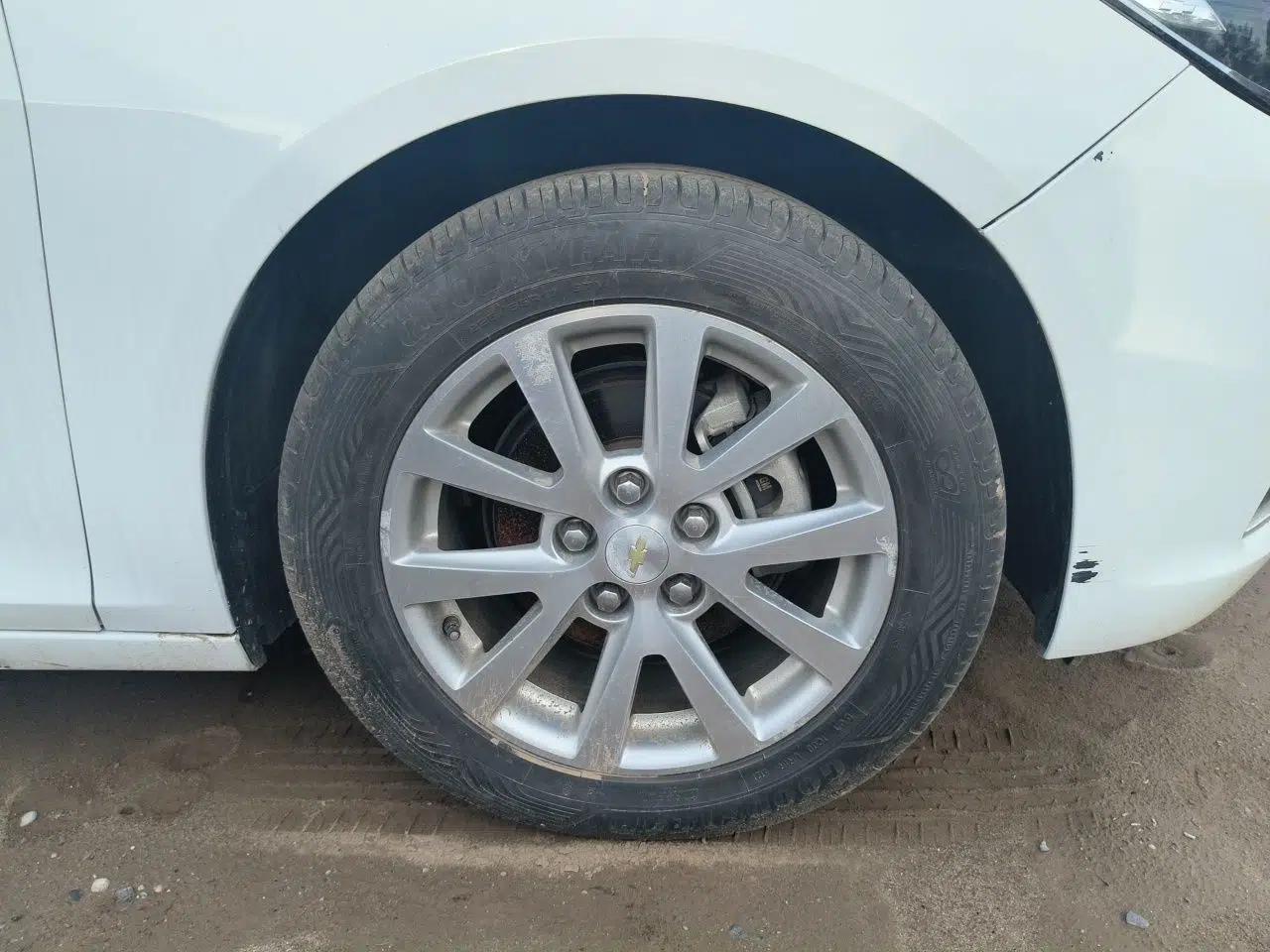 Chevrolet Malibu 2014 2.0L Automatic Luxury Edition — миниатюра 8