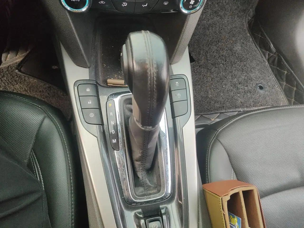 Chevrolet Malibu 2017 1.5T Automatic Luxury Edition — миниатюра 15
