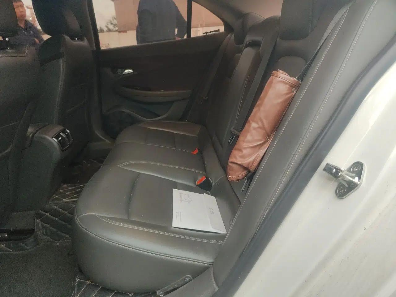 Chevrolet Malibu 2017 1.5T Automatic Luxury Edition — миниатюра 18