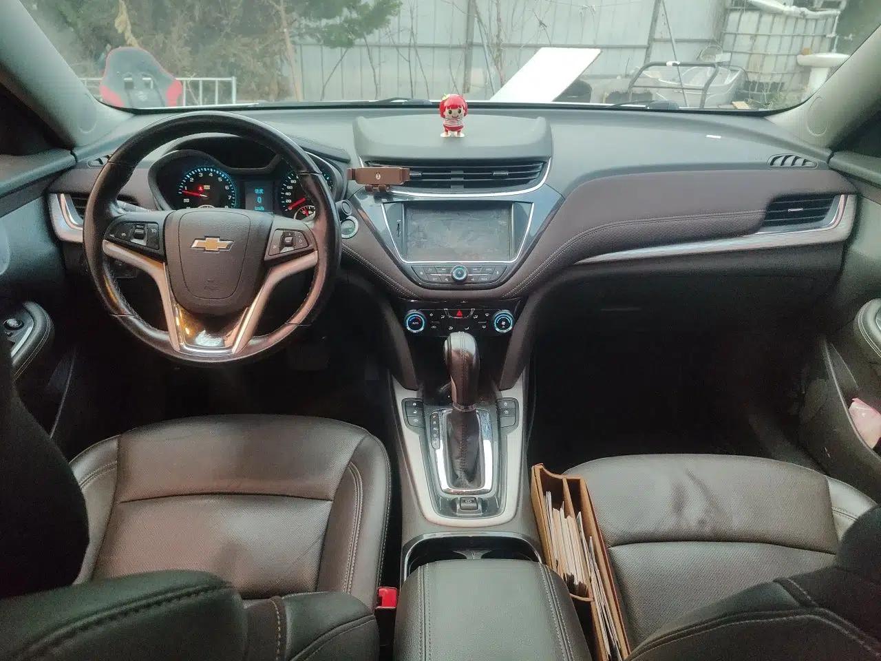 Chevrolet Malibu 2017 1.5T Automatic Luxury Edition — миниатюра 10
