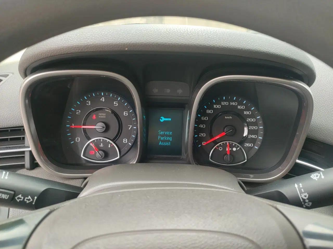 Chevrolet Malibu 2014 2.0L Automatic Comfort Edition — миниатюра 12