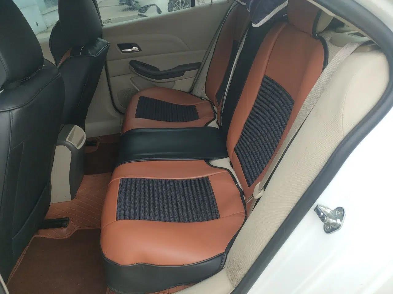 Chevrolet Malibu 2014 2.0L Automatic Comfort Edition — миниатюра 18