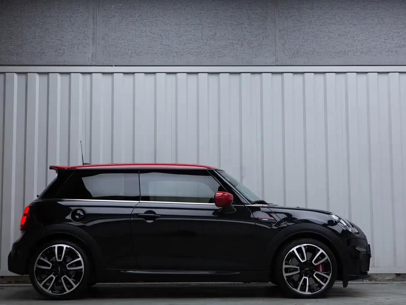 MINI JCW 2023 2.0T JOHN COOPER WORKS ALL-IN — миниатюра 5