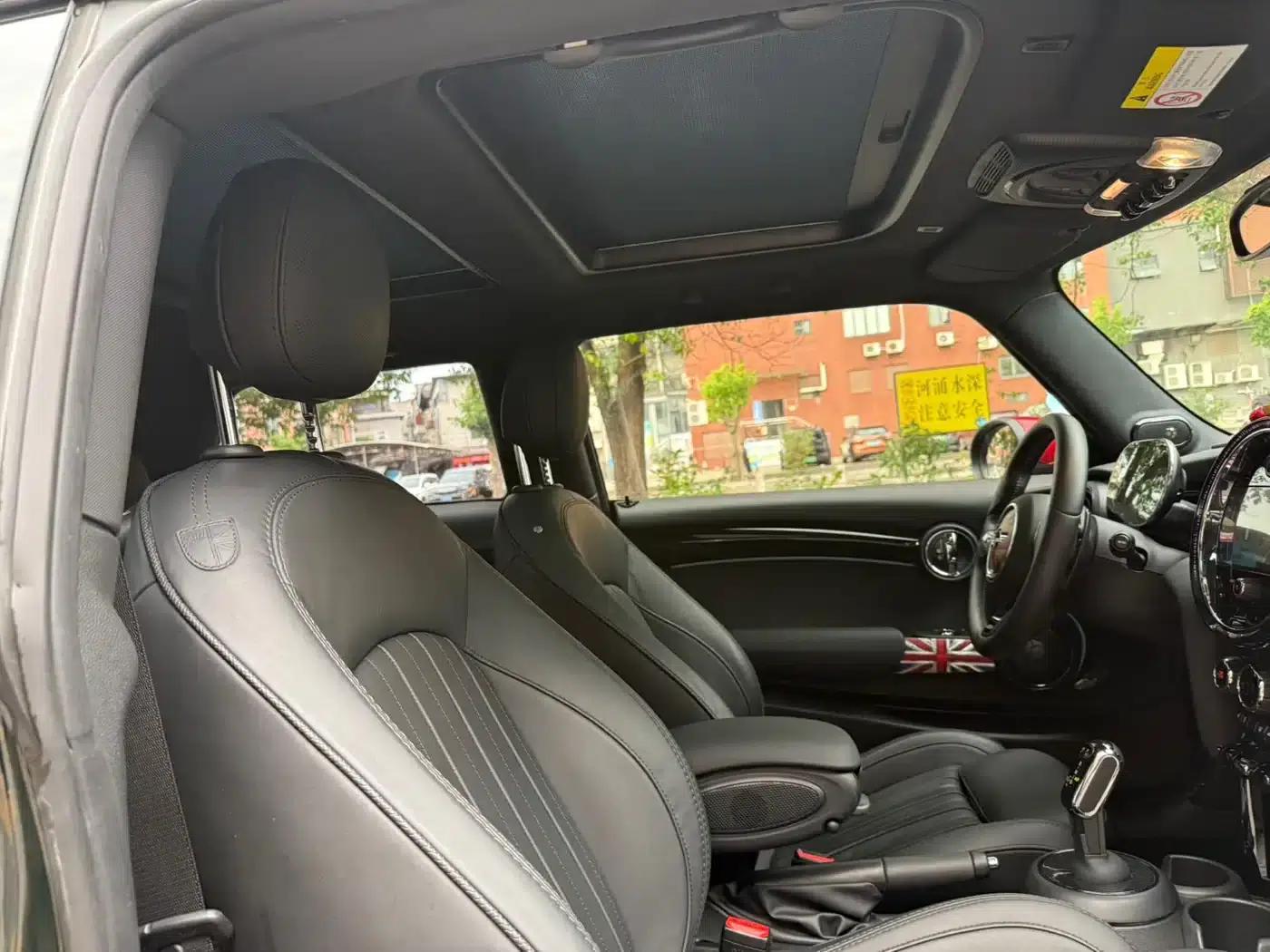 MINI JCW 2023 2.0T JOHN COOPER WORKS ALL-IN — миниатюра 9