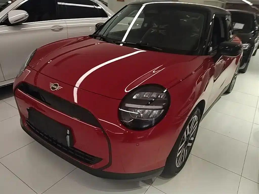 2024 Electric MINI Cooper (456km/h) - Classic Style — миниатюра 1