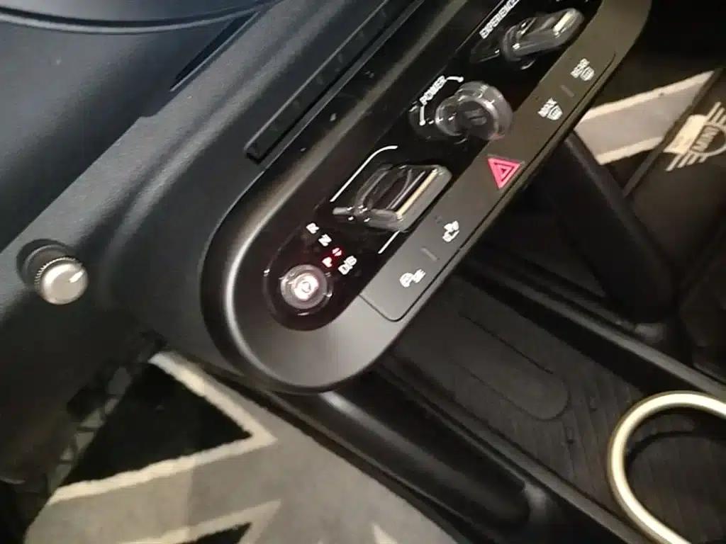 2024 Electric MINI Cooper (456km/h) - Classic Style — миниатюра 14
