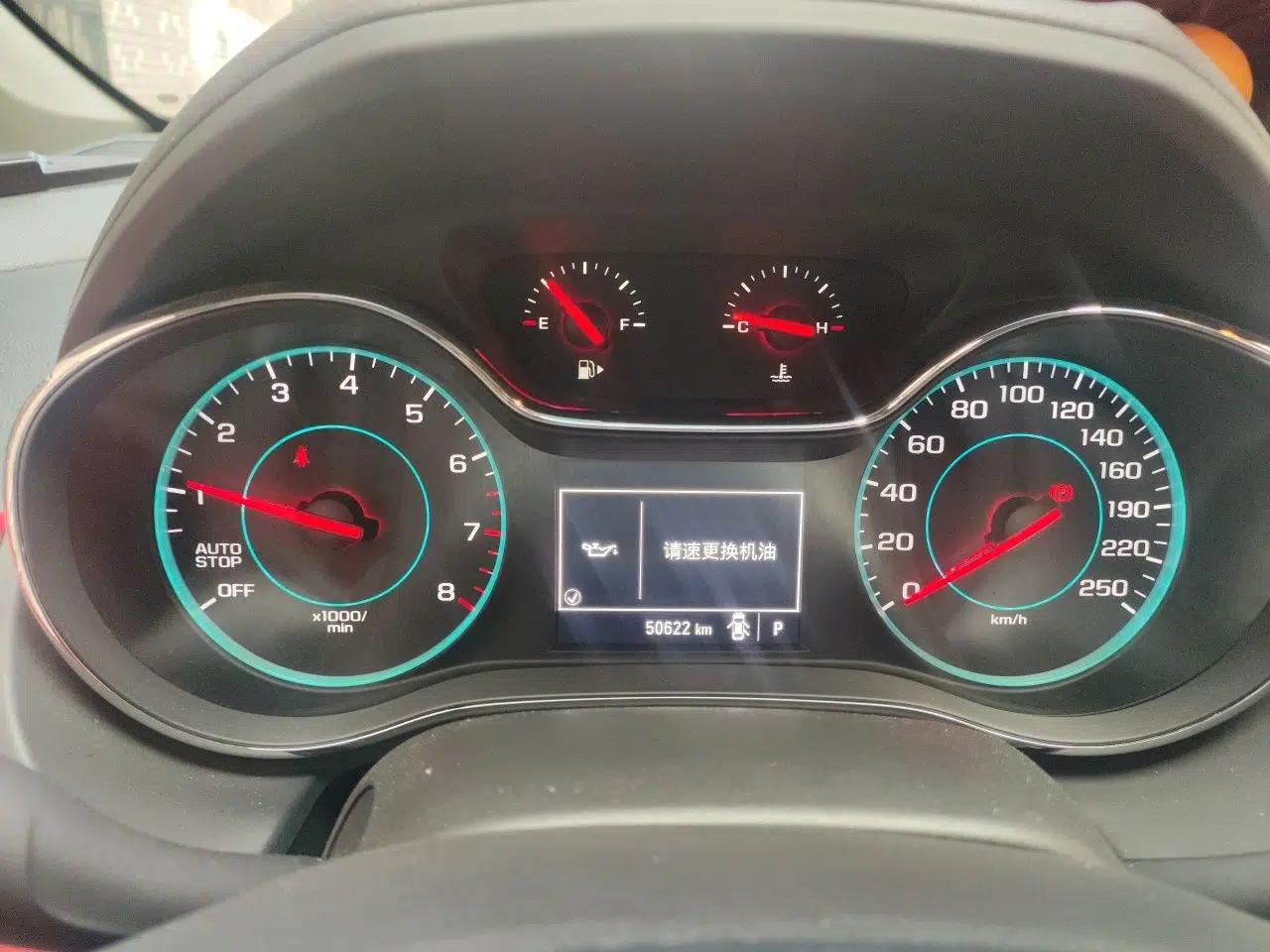 Chevrolet Cruze 2017 1.5L Automatic Pioneer Sunroof Edition — миниатюра 13