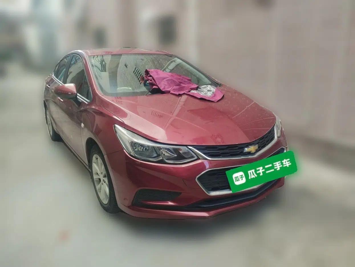 Chevrolet Cruze 2017 1.5L Automatic Pioneer Sunroof Edition — миниатюра 3