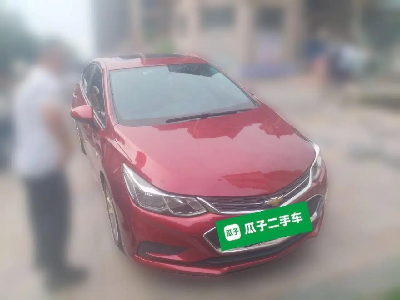 Chevrolet Cruze 2017 1.5L Automatic Pioneer Sunroof Edition — миниатюра 3