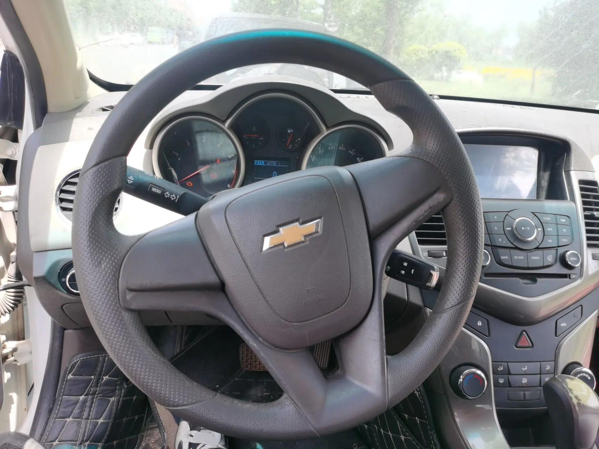 Chevrolet Cruze 2015 1.5L Classic SE AT — миниатюра 11