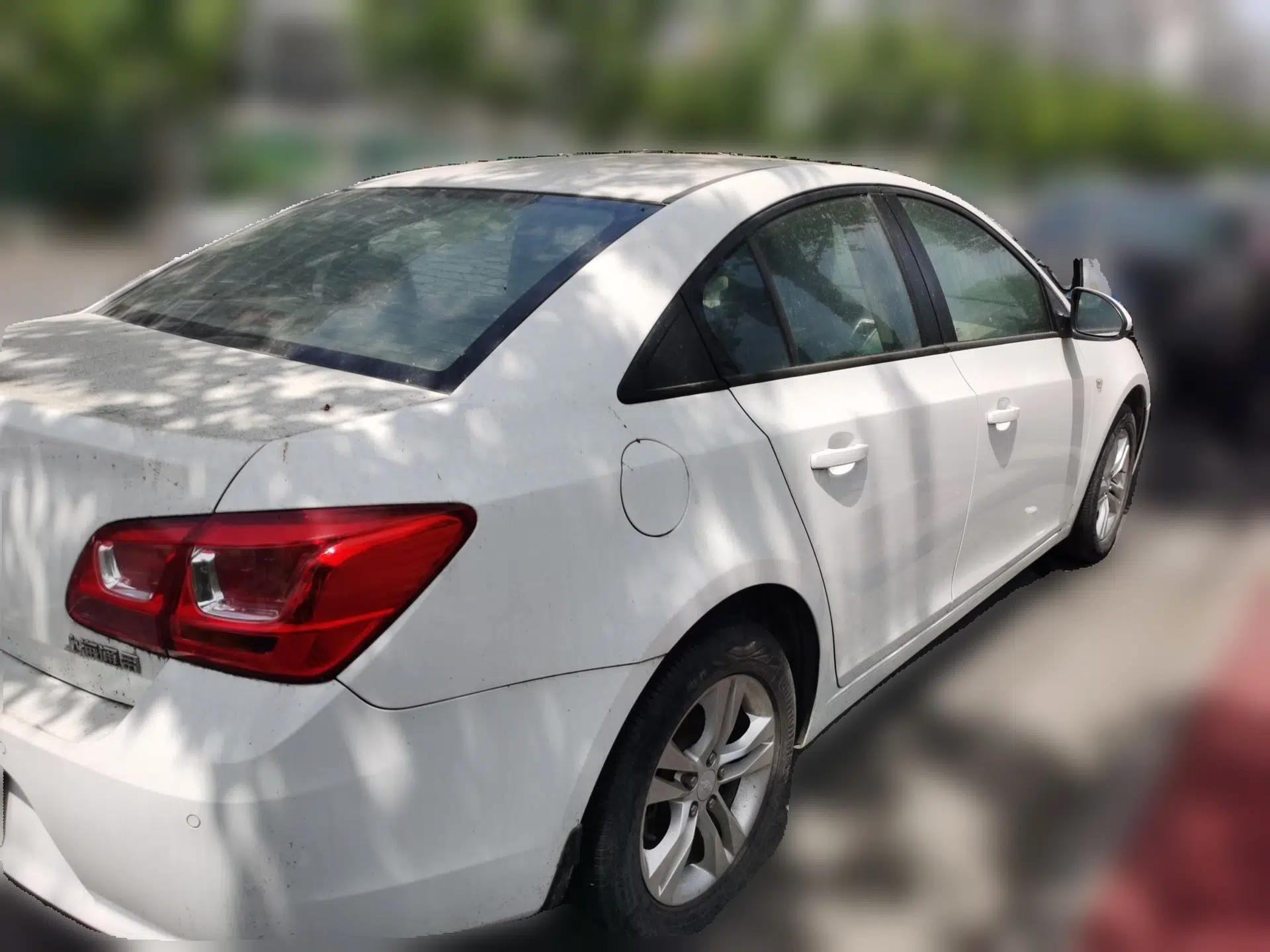 Chevrolet Cruze 2015 1.5L Classic SE AT — миниатюра 6