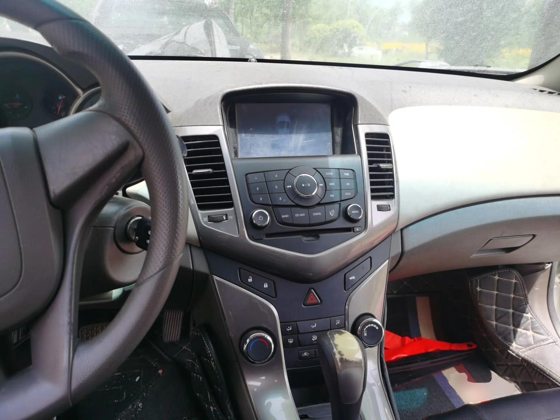 Chevrolet Cruze 2015 1.5L Classic SE AT — миниатюра 10