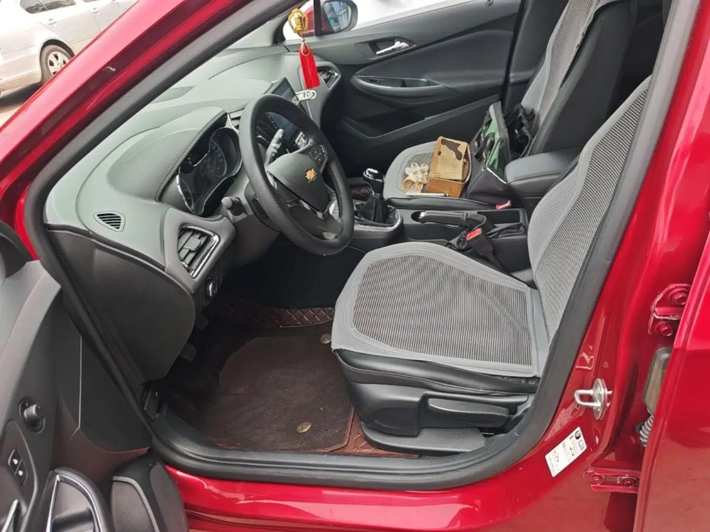 Chevrolet Cruze 2017 1.5L Manual Xuanfeng Edition — миниатюра 18