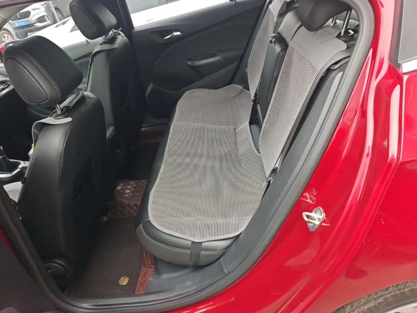 Chevrolet Cruze 2017 1.5L Manual Xuanfeng Edition — миниатюра 20