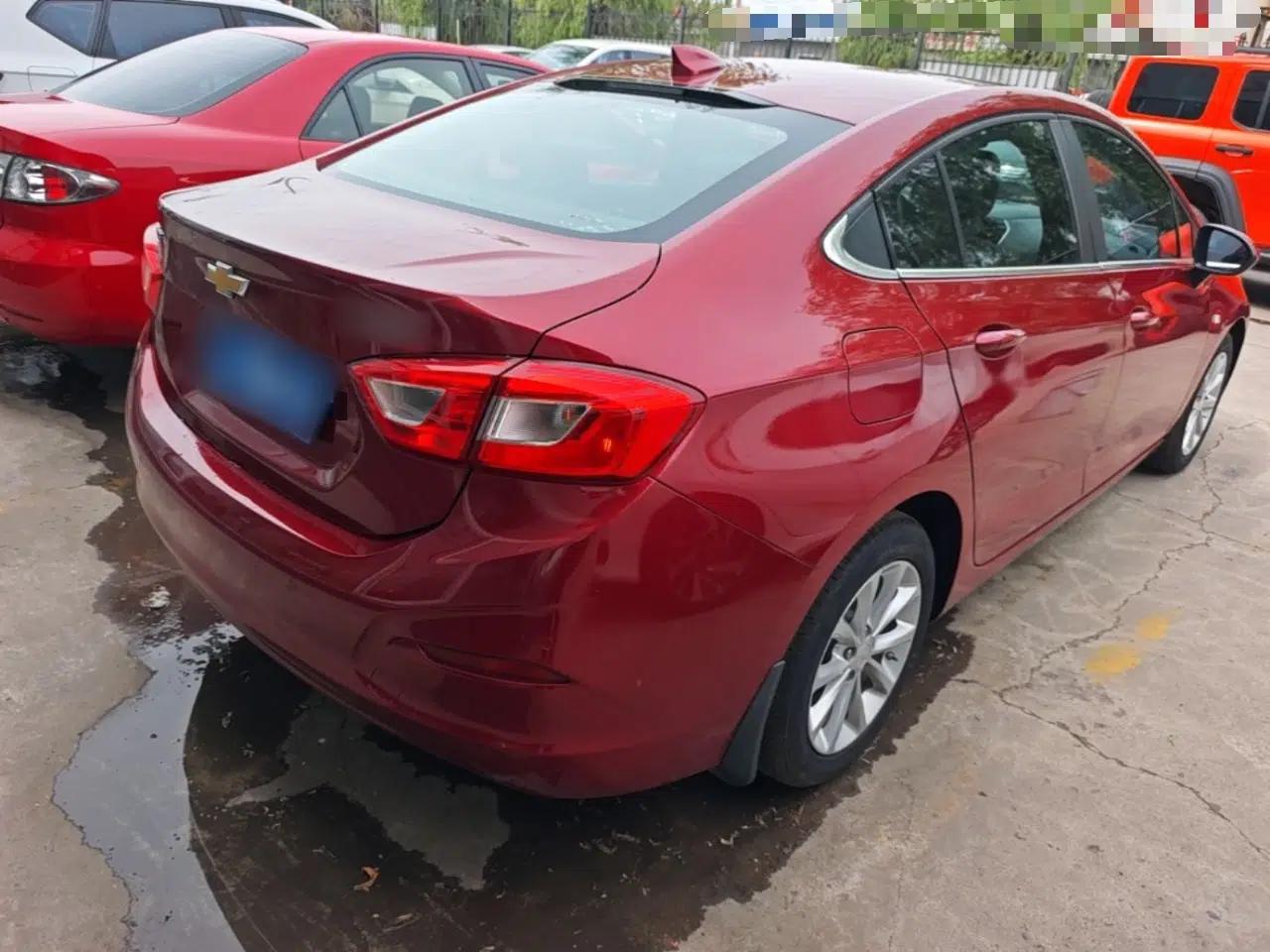Chevrolet Cruze 2017 1.5L Manual Xuanfeng Edition — миниатюра 6