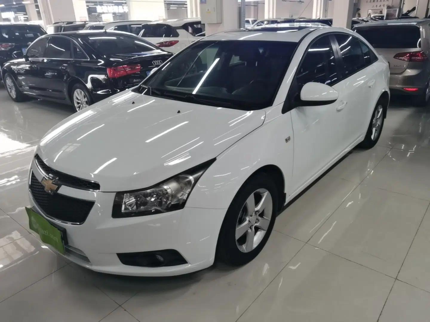 Chevrolet Cruze 2014 1.6L SL Millionth Anniversary Edition MT — миниатюра 1