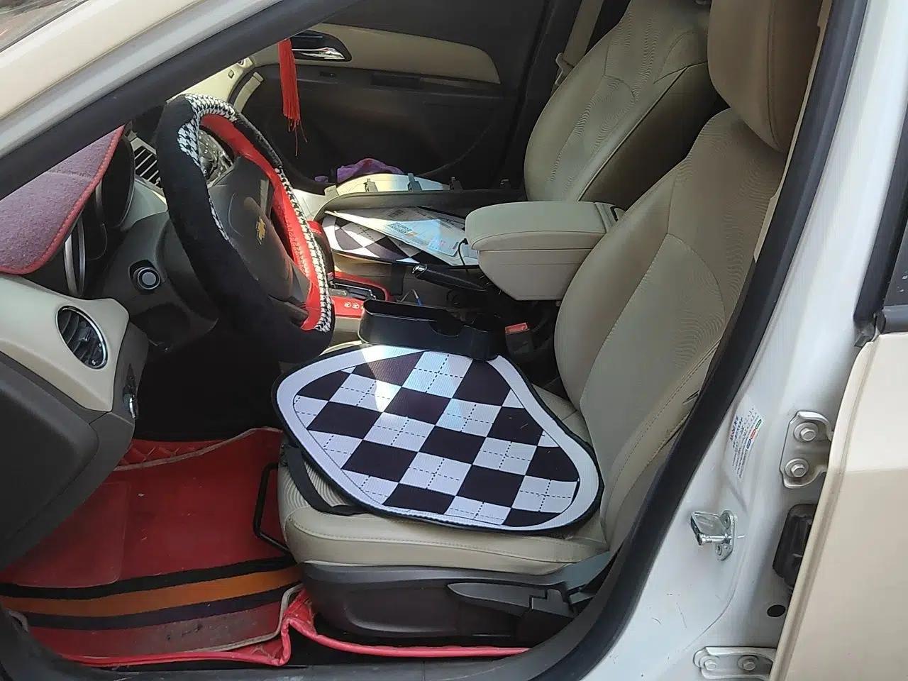 Chevrolet Cruze 2015 1.5L Classic SE AT — миниатюра 16
