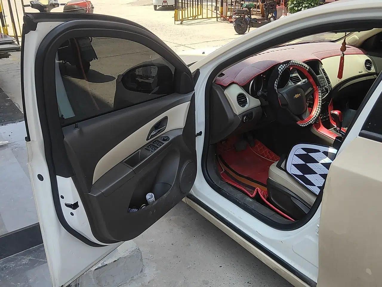 Chevrolet Cruze 2015 1.5L Classic SE AT — миниатюра 17
