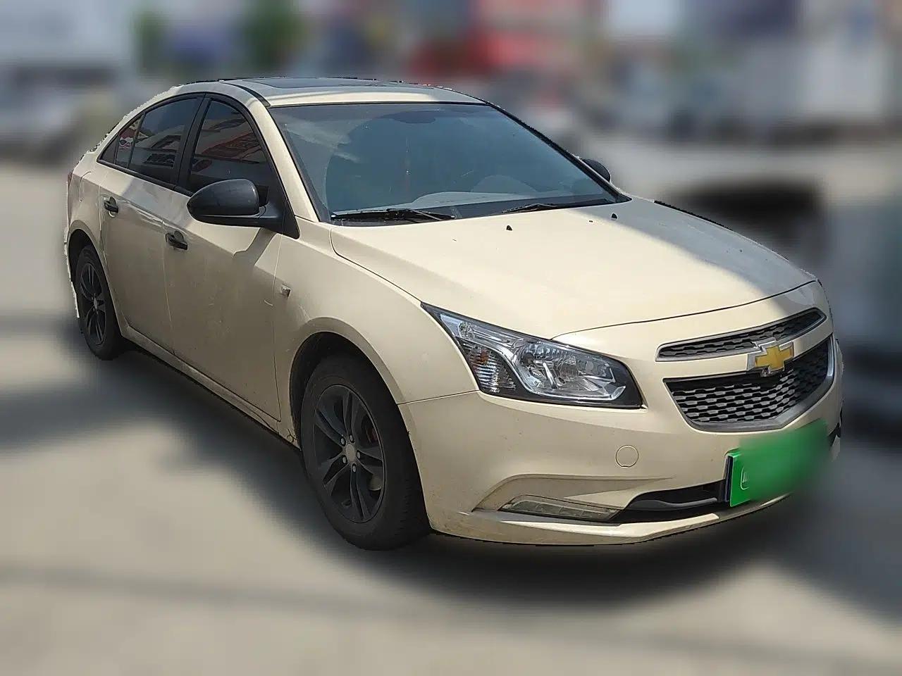 Chevrolet Cruze 2015 1.5L Classic SE AT — миниатюра 3