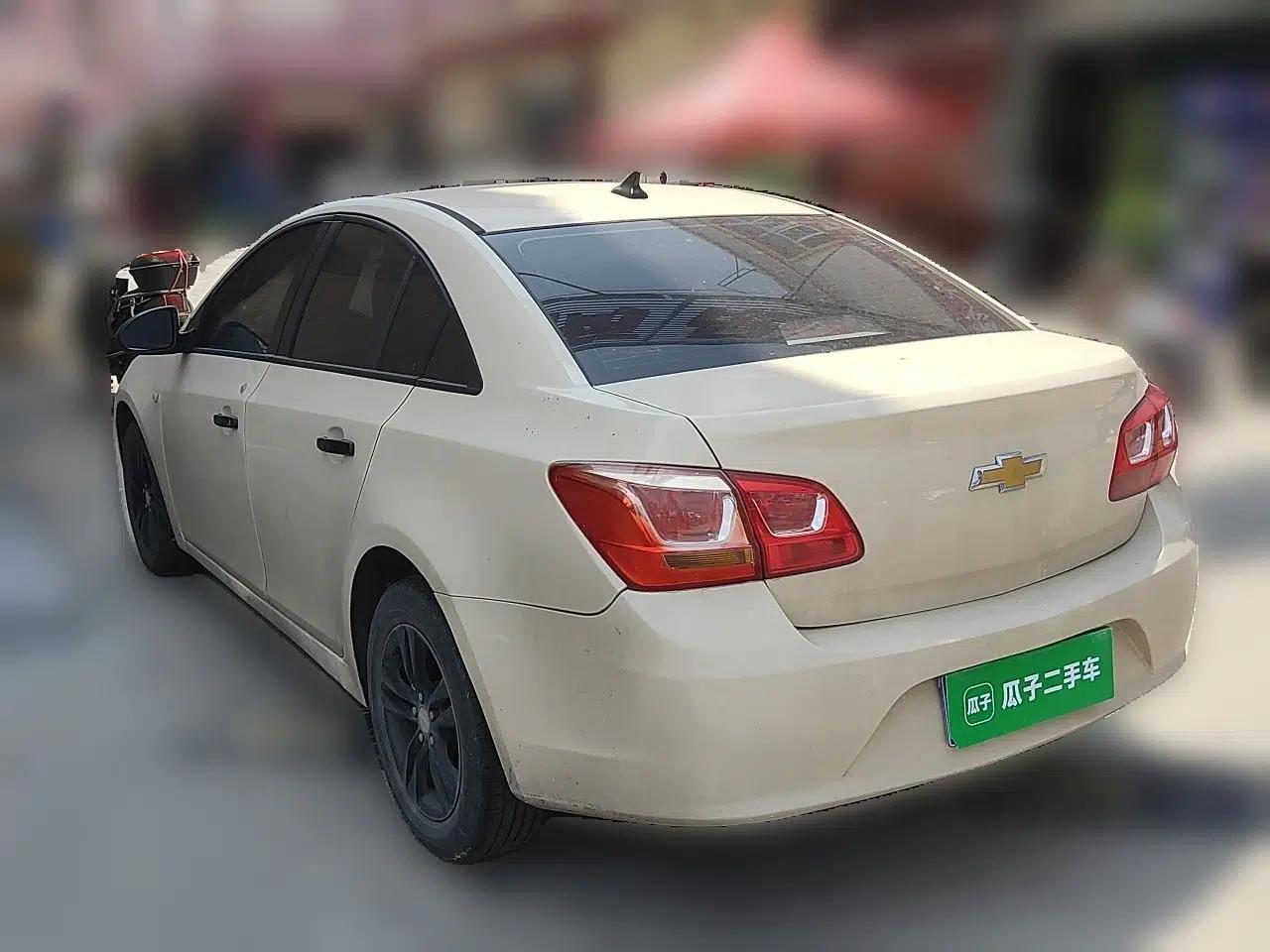 Chevrolet Cruze 2015 1.5L Classic SE AT — миниатюра 4