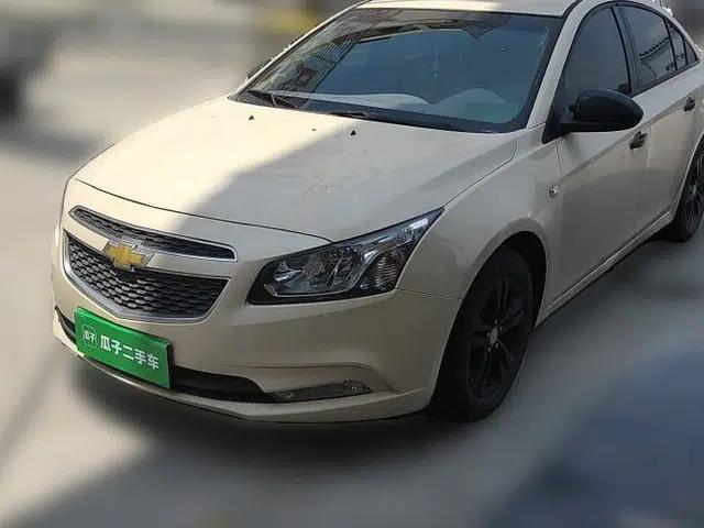 Chevrolet Cruze 2015 1.5L Classic SE AT