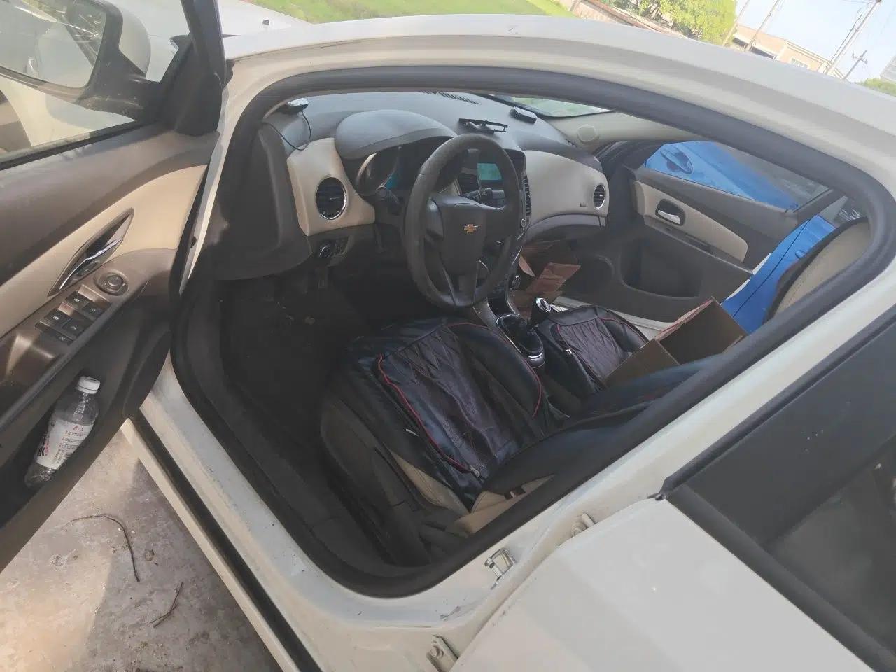 Chevrolet Cruze 2015 1.5L Classic SE MT — миниатюра 17