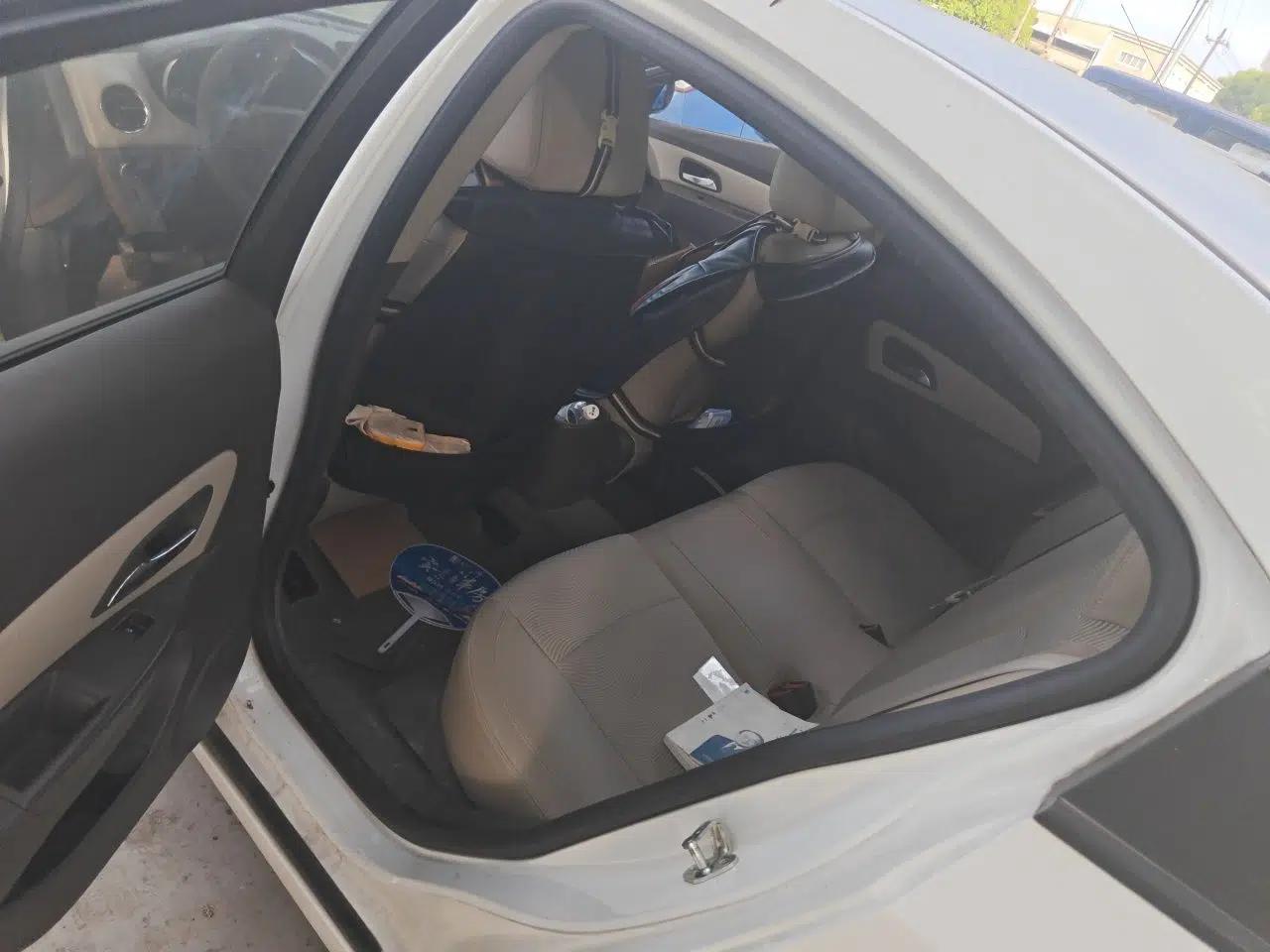 Chevrolet Cruze 2015 1.5L Classic SE MT — миниатюра 18