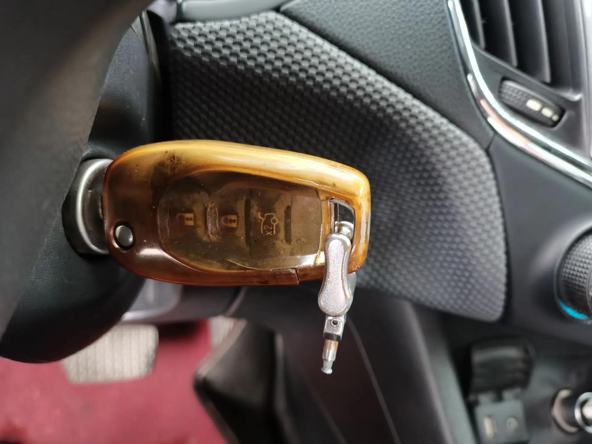 Chevrolet Cruze 2018 320 Automatic Pioneer Sunroof Edition — миниатюра 9