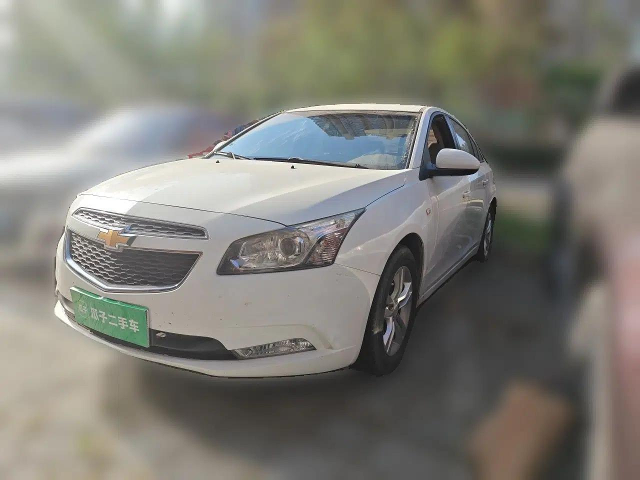 Chevrolet Cruze 2015 1.5L Classic SE AT — миниатюра 1