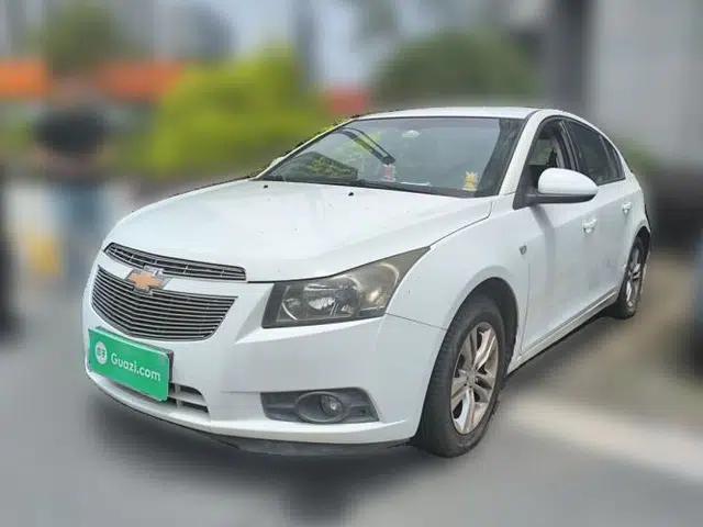 Chevrolet Cruze 2015 Hatchback 1.6L Automatic Comfort Edition
