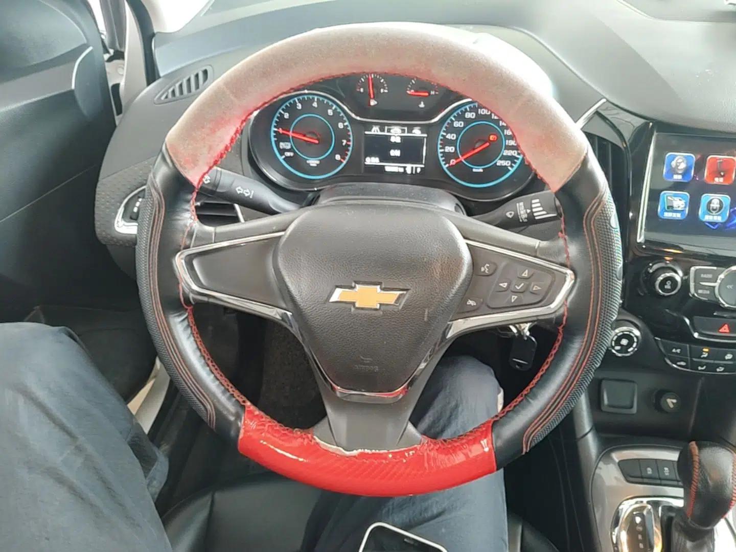 Chevrolet Cruze 2016 1.5L Automatic Luxury Edition — миниатюра 14