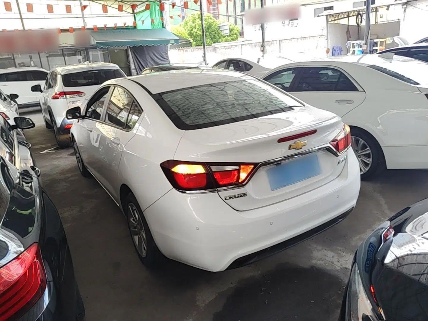 Chevrolet Cruze 2016 1.5L Automatic Luxury Edition — миниатюра 4
