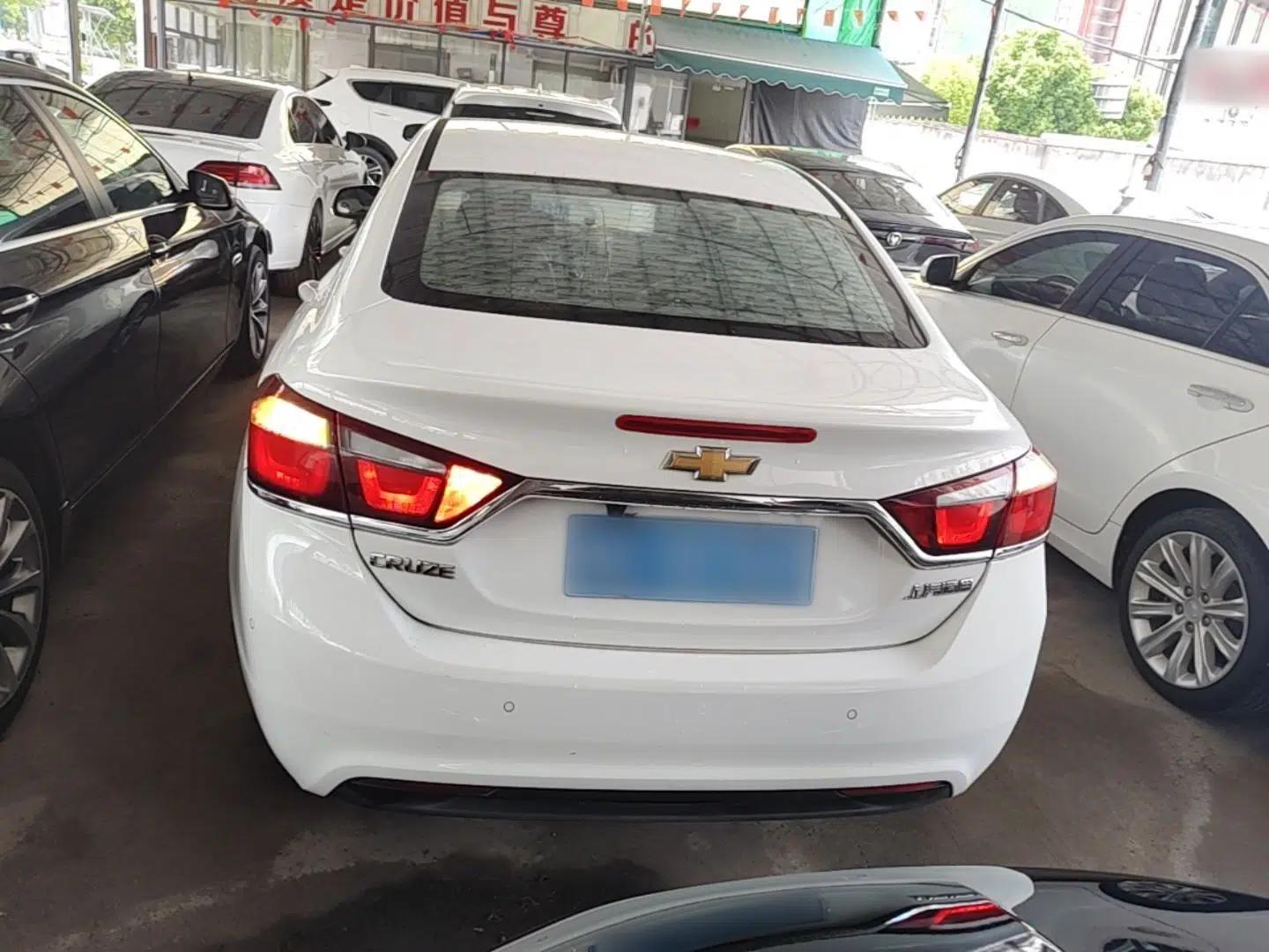 Chevrolet Cruze 2016 1.5L Automatic Luxury Edition — миниатюра 5