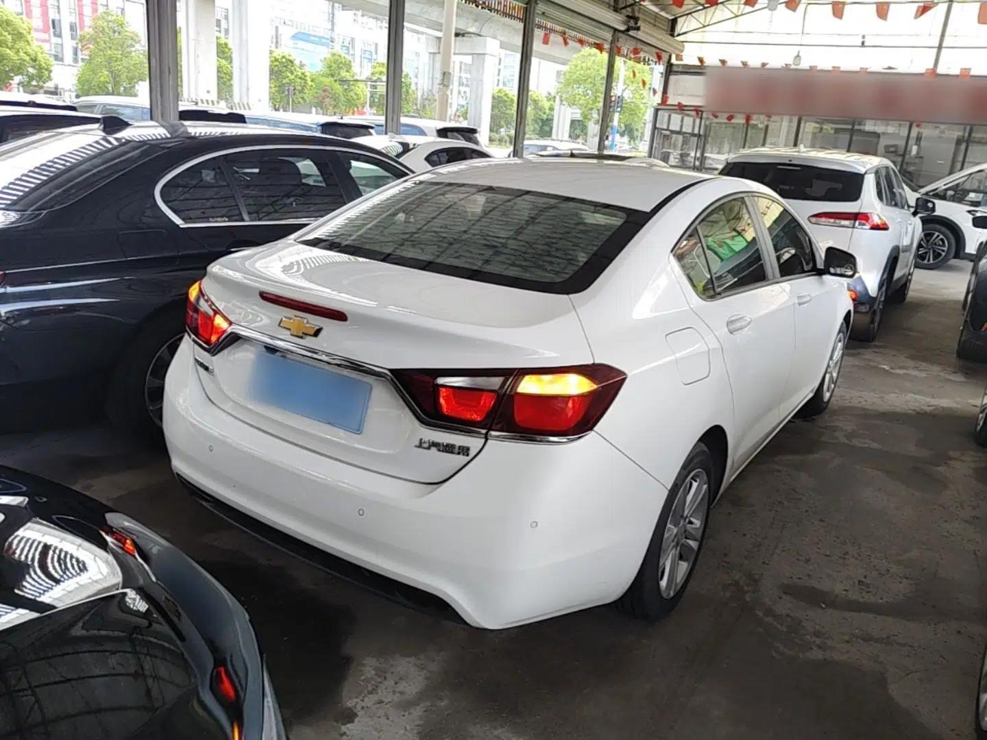 Chevrolet Cruze 2016 1.5L Automatic Luxury Edition — миниатюра 6