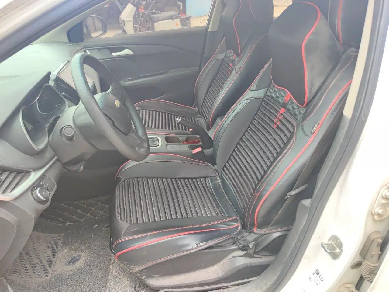 Chevrolet Cavalier 2016 1.5L Automatic Enjoyment Edition — миниатюра 16