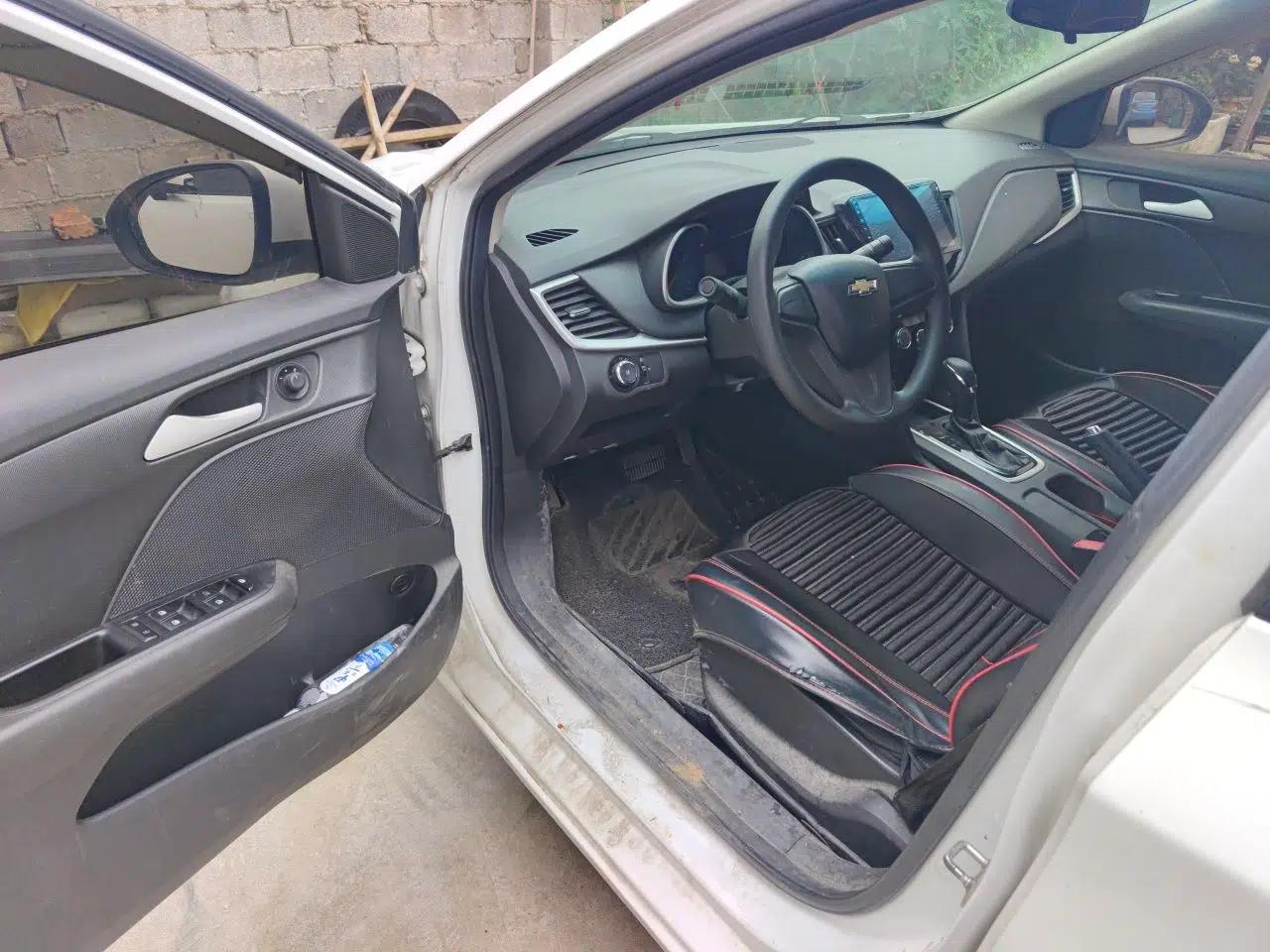 Chevrolet Cavalier 2016 1.5L Automatic Enjoyment Edition — миниатюра 17
